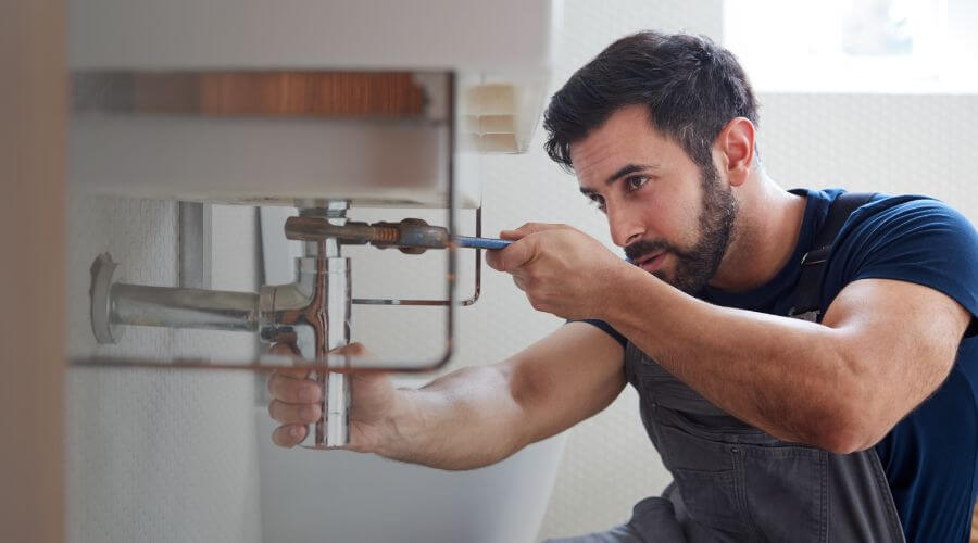 Expert burst pipe repair services in Alexandria, NE